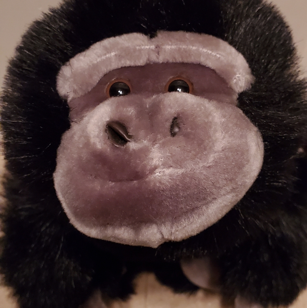 Gorilla by Parisian